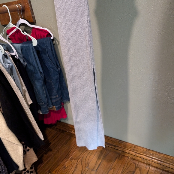 Gray Ribbed Midi Dress - Picture 4 of 4